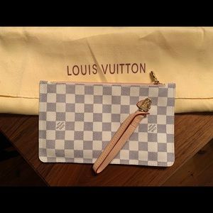 Louis Vuitton zipper clutch